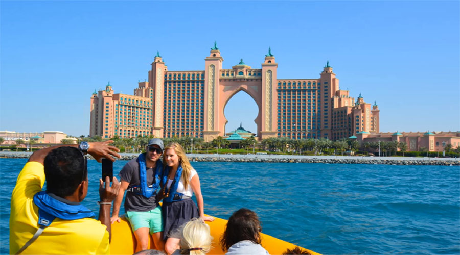 yellow boat sightseeing