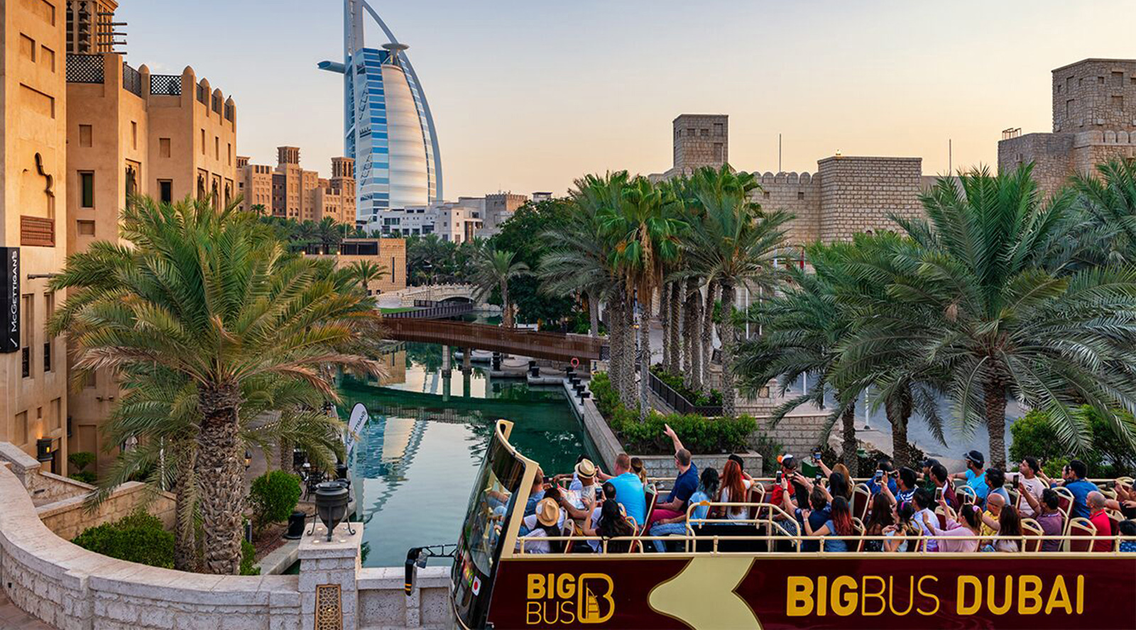 big bus tour burj al arab