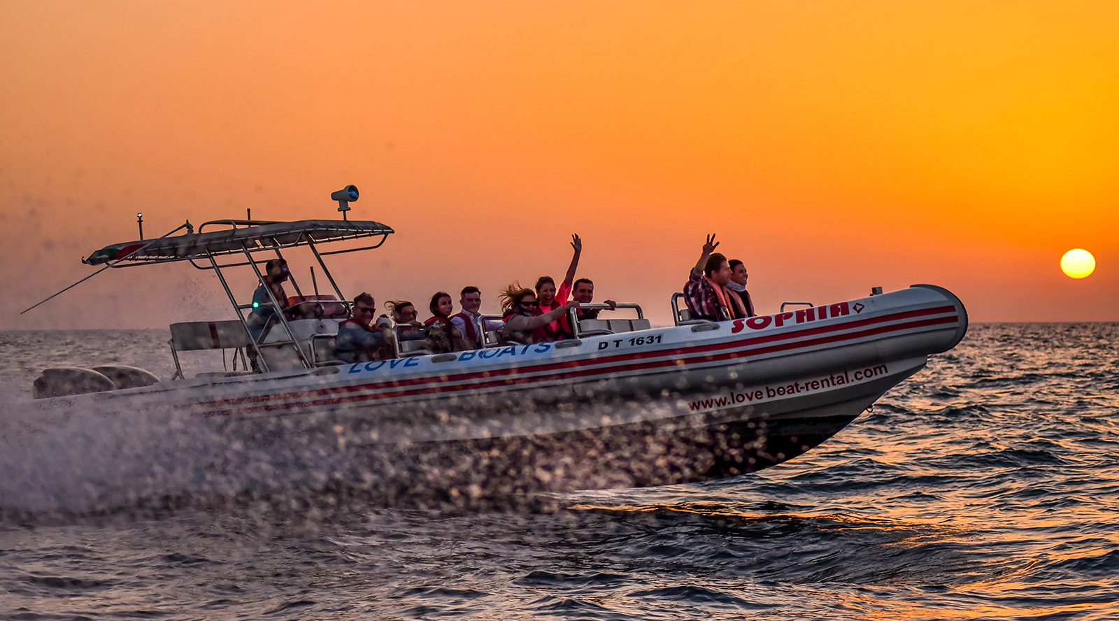 love boats sunset view