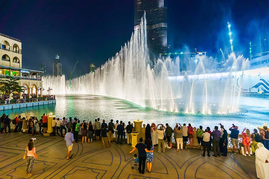 Dubai Fountain Show and Lake Ride Tour From Abu Dhabi